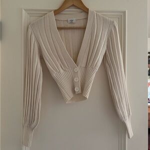 Aritzia Wilfred Elegant Cream V-Neck Sweater 2xs